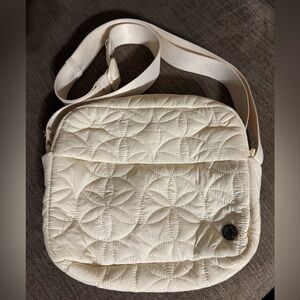 Gaiam Quilted Cream Crossbody Bag